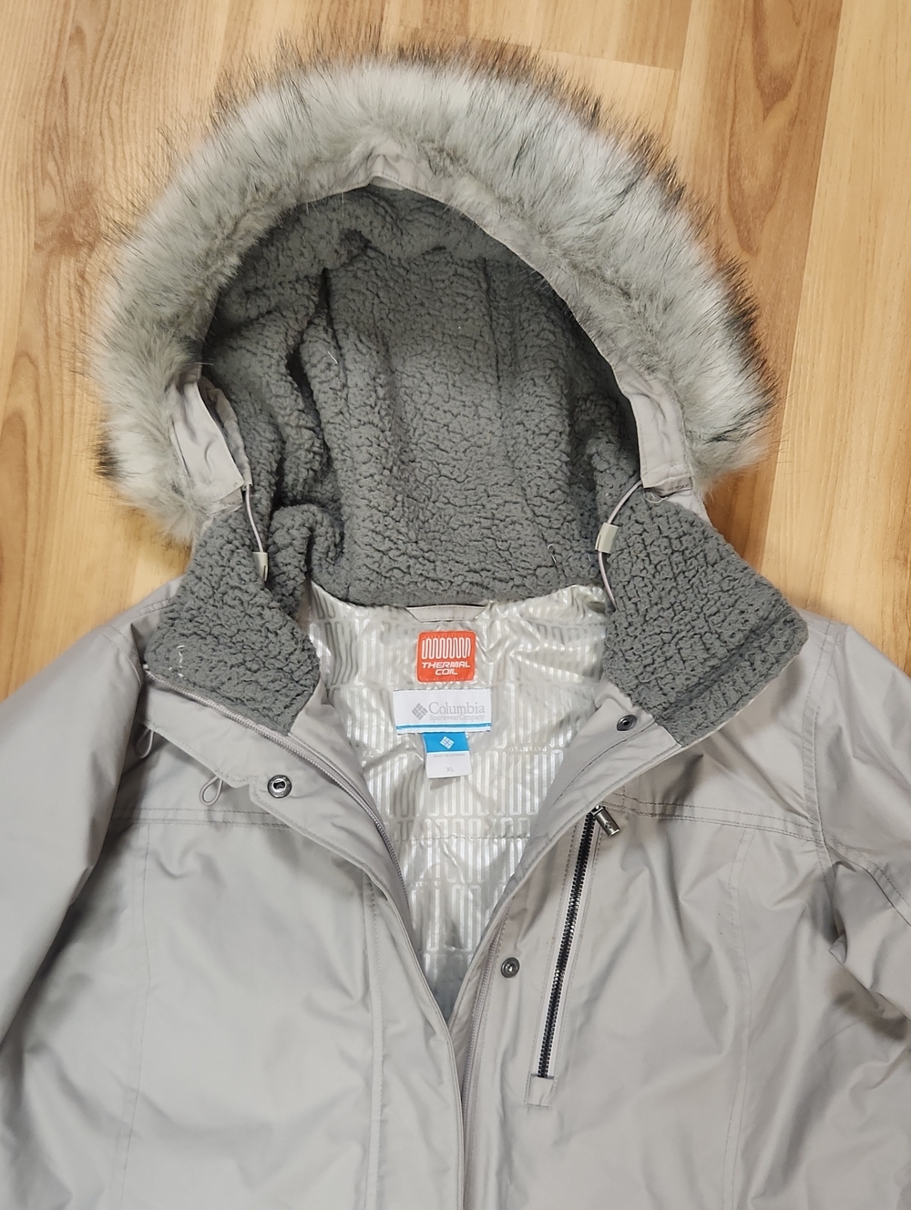 Columbia Women's Suttle Mountain Insulated Hooded Jacket with Faux Fur Trim